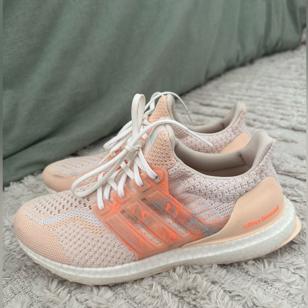 Adidas ultra boost size 9!
